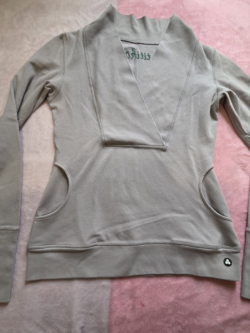 Titika Women's Light Gray V-Neck Wrap Sweater with Front Pockets